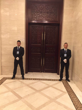 為（wéi）江（jiāng）蘇省長市長、澳門（mén）代表貼身警（jǐng）衛（wèi）（蘇澳園區洽談會議）